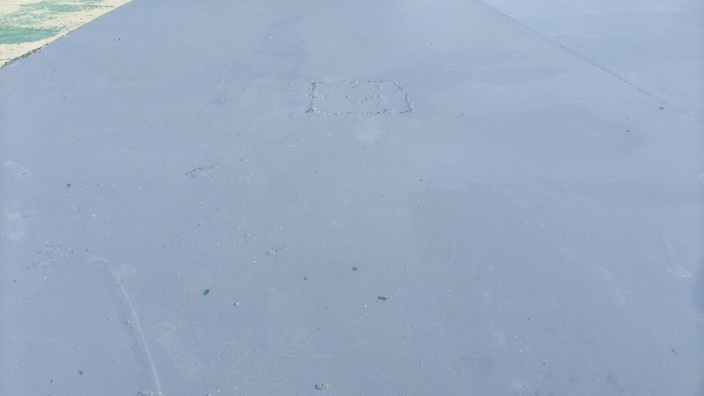 水泥面焕新姿：晨虹醇酸专用汽车漆打造辊涂新体验